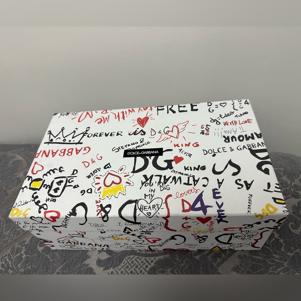 Dolce & Gabbana empty box